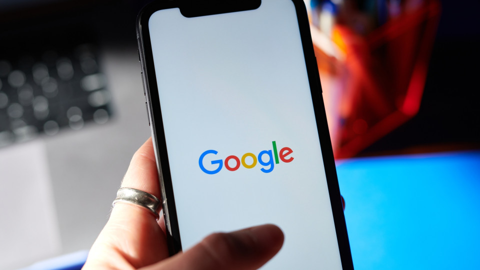 Google признал: его продукты могут нарушать собственные запреты и действовать против нас