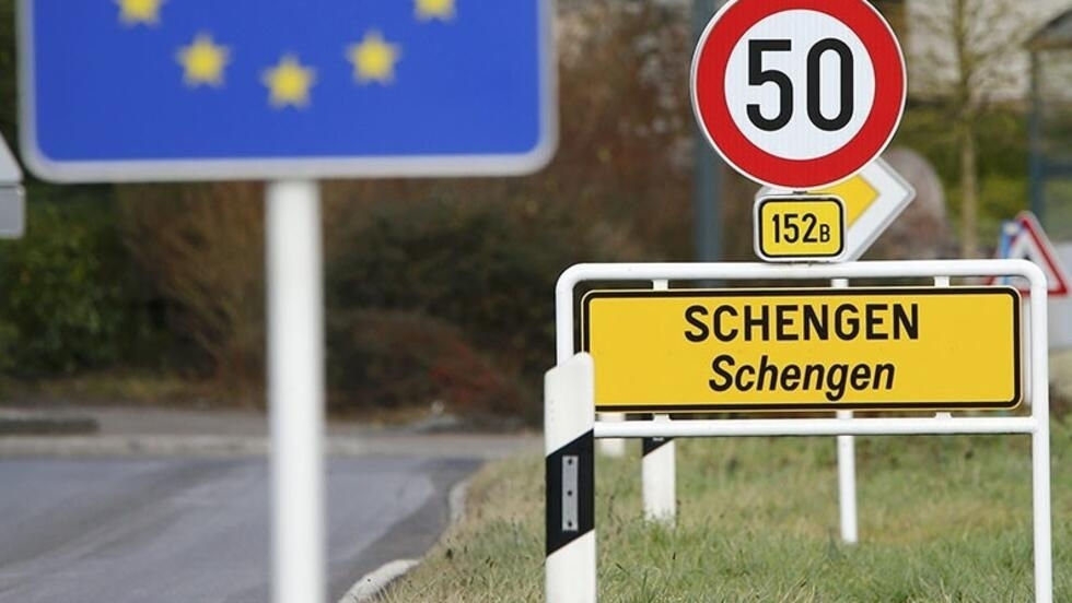 ЕС вводит новые правила въезда: штампы в паспортах уходят в прошлое